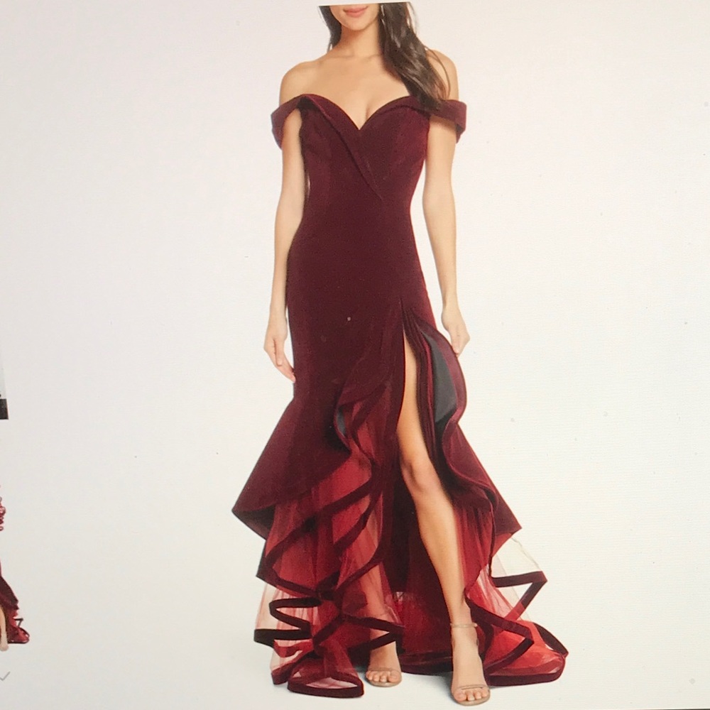 One time worn! Beautiful dress
